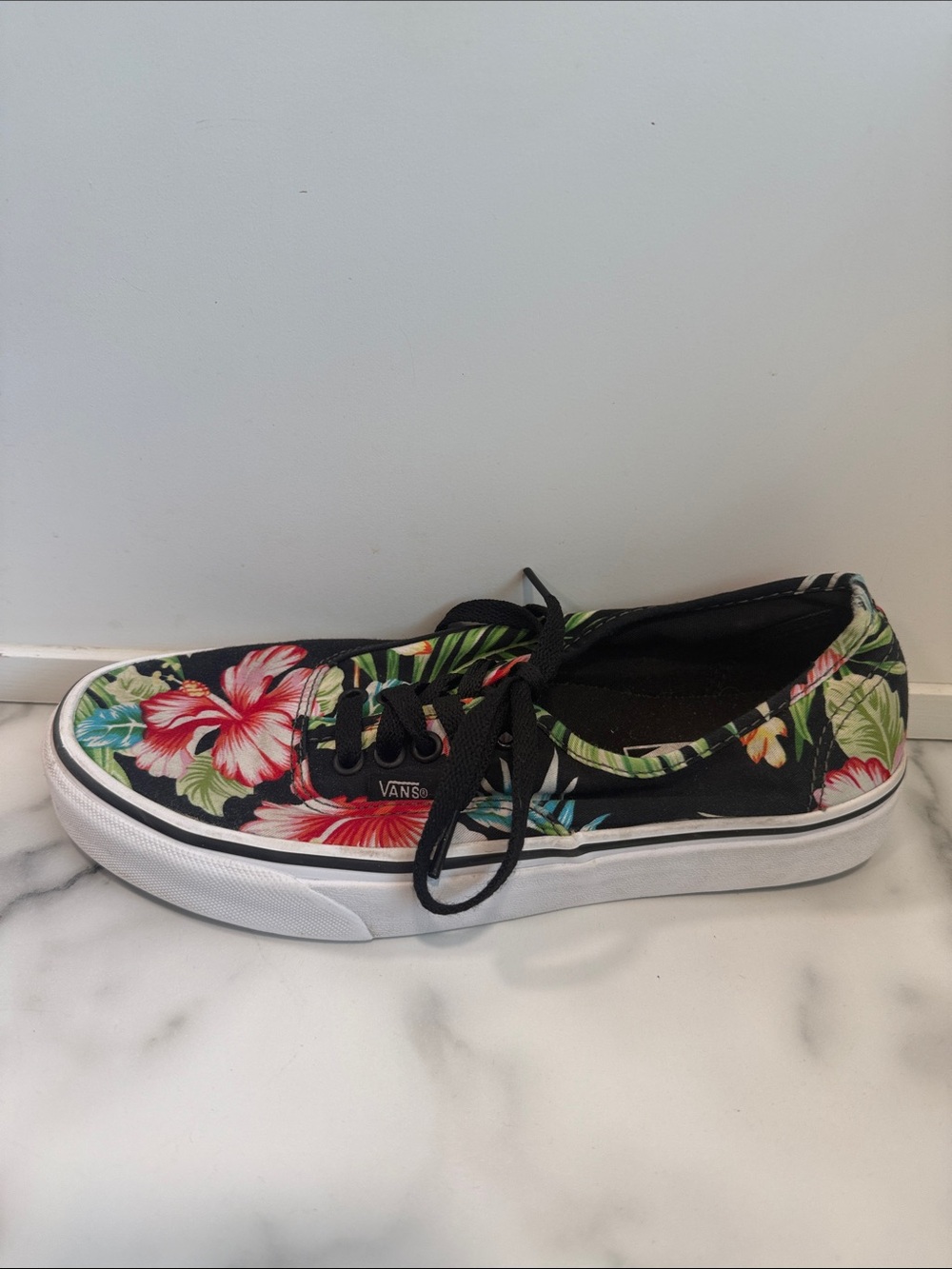 Vans Authentic Shoes Womens 8.5 Mens 7 Black Floral Hawaiian Tropical Atwood